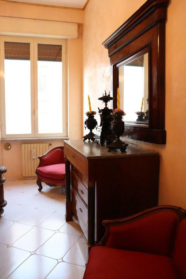B&B Goldmund Napoli Ngoại thất bức ảnh