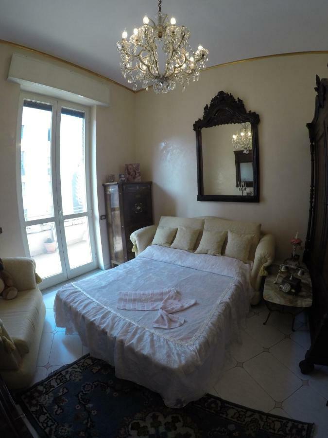 B&B Goldmund Napoli Ngoại thất bức ảnh